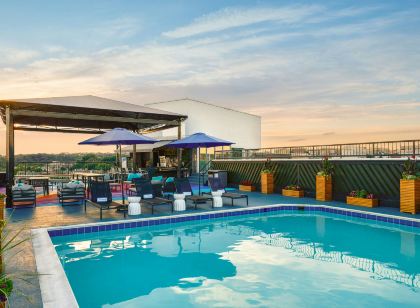 The Ven at Embassy Row, Washington, D.C., a Tribute Portfolio Hotel