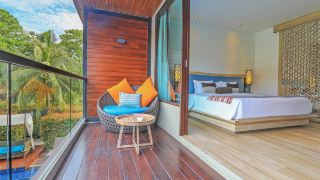 akira-lipe-resort