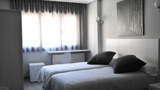 hotel-carbayon