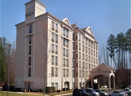 Holiday Inn & Suites Raleigh-Cary (I-40 @Walnut St)