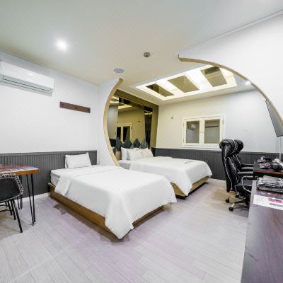 Premium Twin Room Premium Twin Room MGM Hotel Promo Code