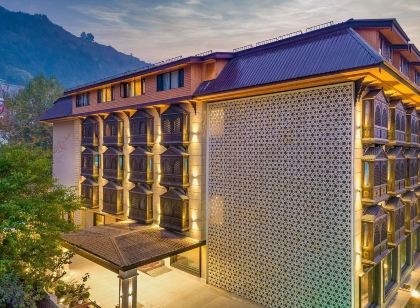 斯里納格雪地飯店