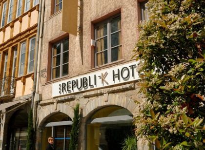 Republik Hotel