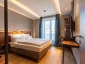 unsolds-factory-hotel