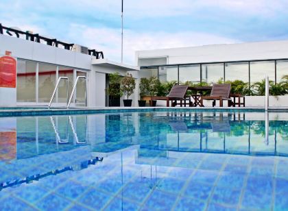 哈里斯坤甸飯店