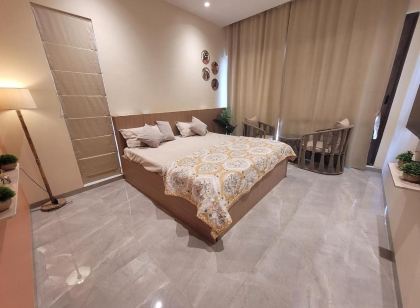 Ivory Game Palacio Luxury 4BHK Villa