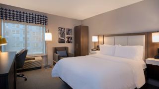 hampton-inn-boston-cambridge