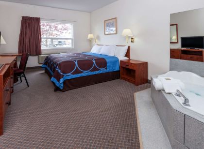 Super 8 by Wyndham Edmonton/West