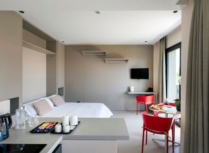 Ollen Apartments