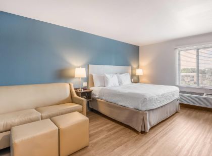 WoodSpring Suites Chicago Midway