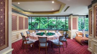 twin-towers-hotel