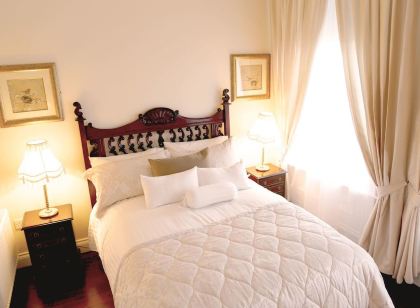 Number 8 the Townhouse