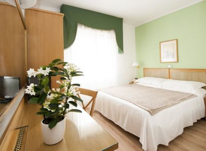 Hotel Touring
