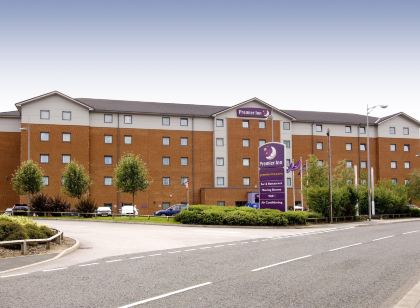 Premier Inn Castleford (Xscape, M62 J32)