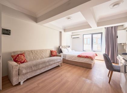 aymira hotel pangaltı