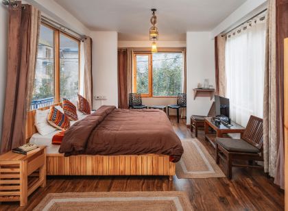The Bunker Burwa Manali