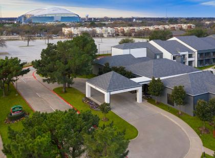 Courtyard Dallas Arlington/Entertainment District