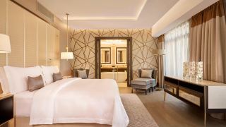 the-alexander-a-luxury-collection-hotel-yerevan