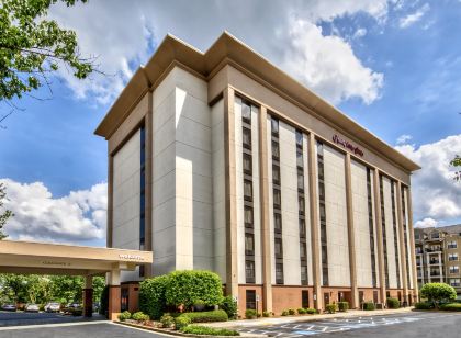 햄프턴 인 애틀랜타 페리미터 센터