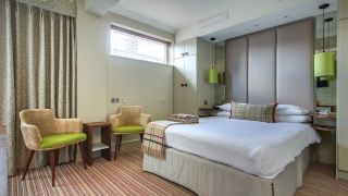 the-maids-head-hotel