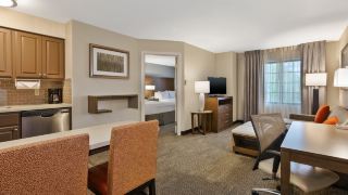 staybridge-suites-kalamazoo