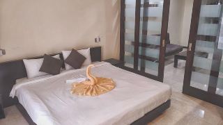 grand-bay-suites