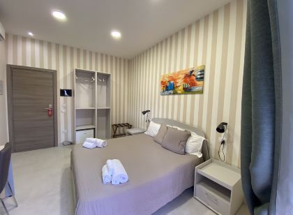 B&B Bovio Square XIV