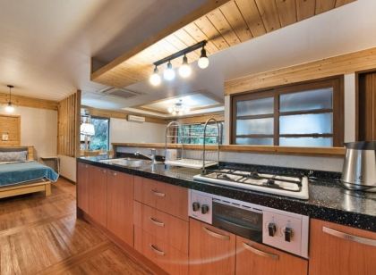 Jeju Daeheul Chalet Pension