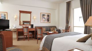 athens-atrium-hotel-and-jacuzzi-suites