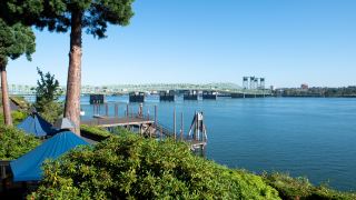 holiday-inn-portland-columbia-riverfront-an-ihg-hotel