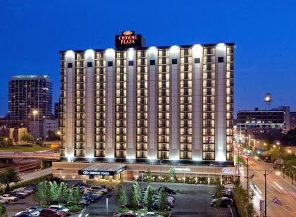 Crowne Plaza Chicago West Loop