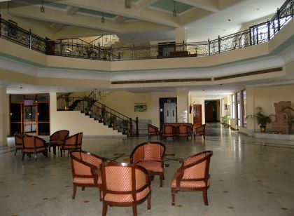 Hotel the Royal Residency