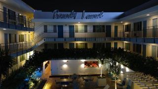 beverly-laurel-hotel