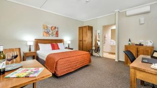 coachmans-inn-warwick