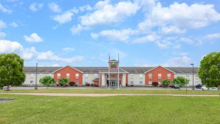 holiday-inn-express-cleveland-vermilion-an-ihg-hotel