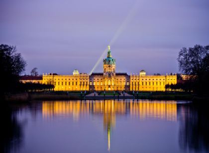 イッケ アパートメンツ