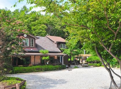 Yongin Full House Pension