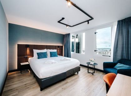 Amsterdam Beach Hotel
