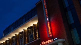 hampton-by-hilton-london-park-royal