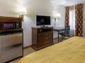 quality-inn-northlake