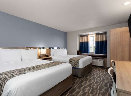 Microtel Inn & Suites by Wyndham Zephyrhills