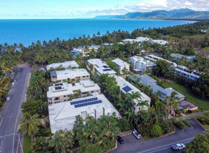 Port Douglas Apartments - Adults Only Oasis