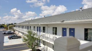 motel-6-middleburg-heights-oh-cleveland