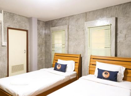 RoomQuest Amphawa Vaylasamran
