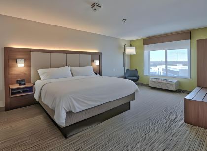 Holiday Inn Express & Suites Albuquerque Historic Old Town
