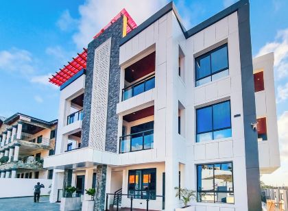 Platinum Lux 1- Bedroom Unit @ The O's Apartments