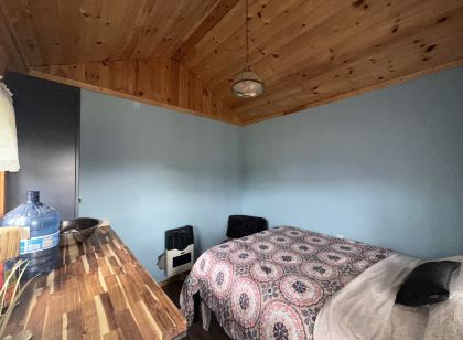 Fox Den Retreat glamping