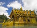cross-chiang-mai-tolani-north-gate