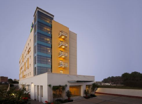 Holiday Inn Express Nashik Indira Nagar