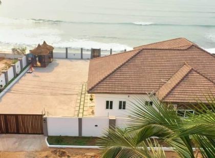 Empire Bay Beach Villa